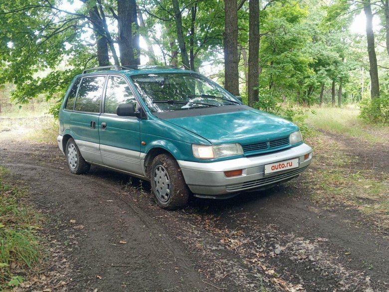 Mitsubishi space runner i