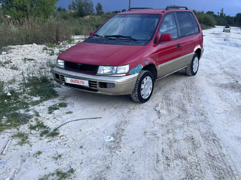 Mitsubishi space wagon ii