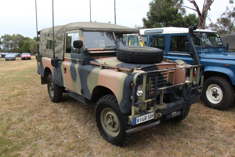 Land Rover Series 109
