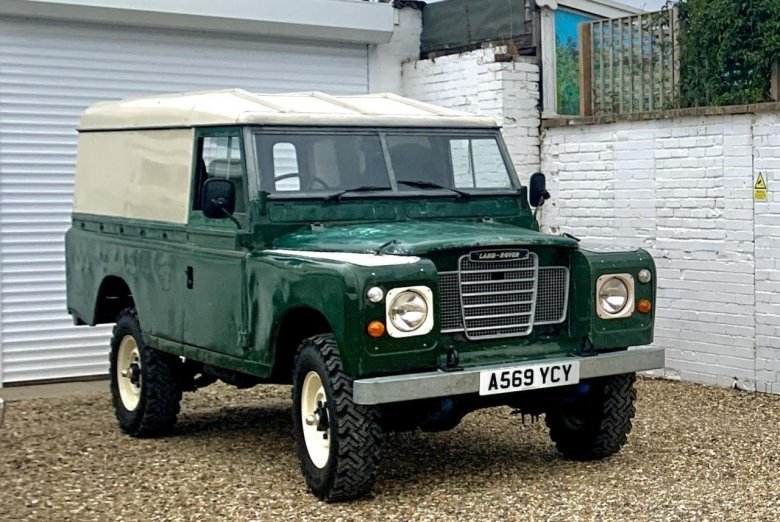 Land rover series iii