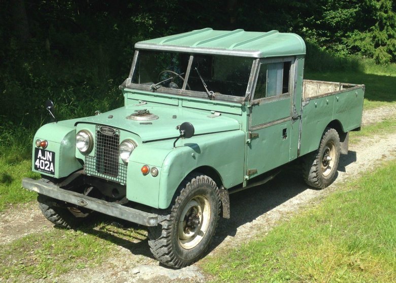Land Rover 1