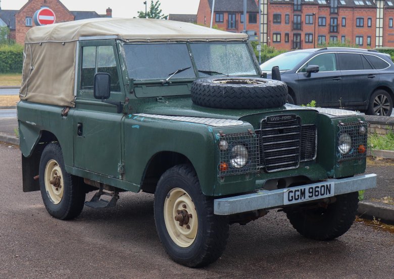 Ленд Ровер 1975
