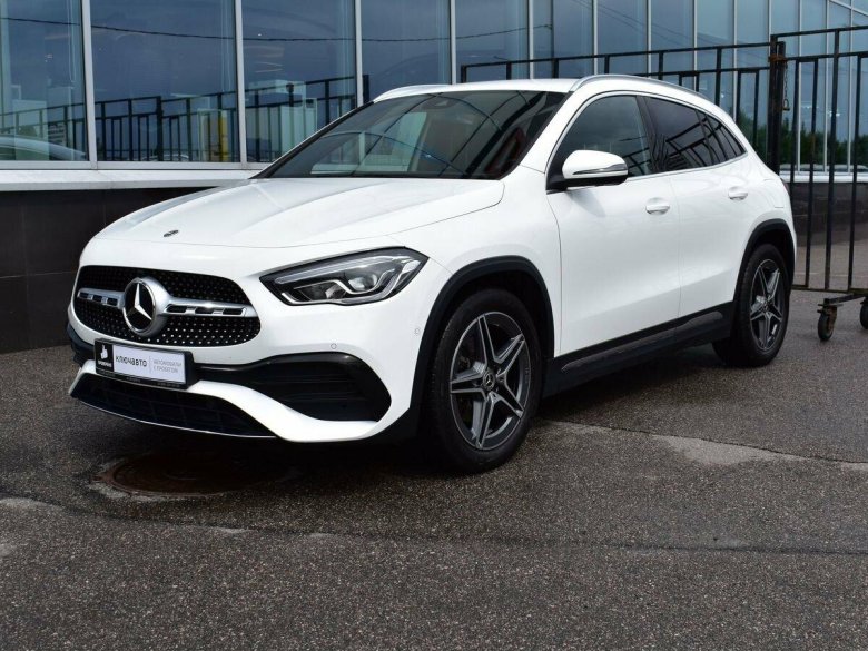 Mercedes-Benz GLA-класс 1.6 AMT, 2014