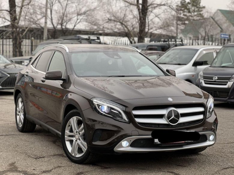 Мерседес GLA 2015