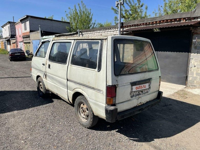 Toyota hiace h100