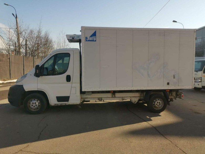 Внутри автомобиля