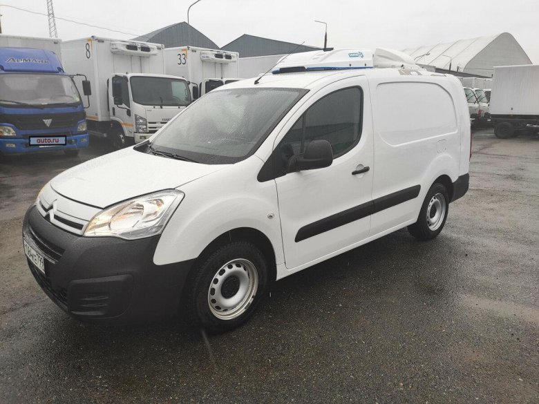 Легковой Ситроен с рефрижератором