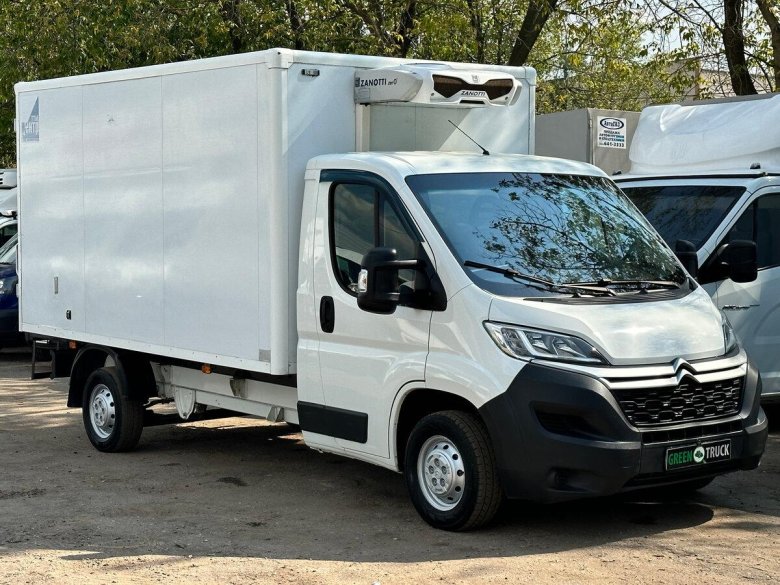 Автомобиль