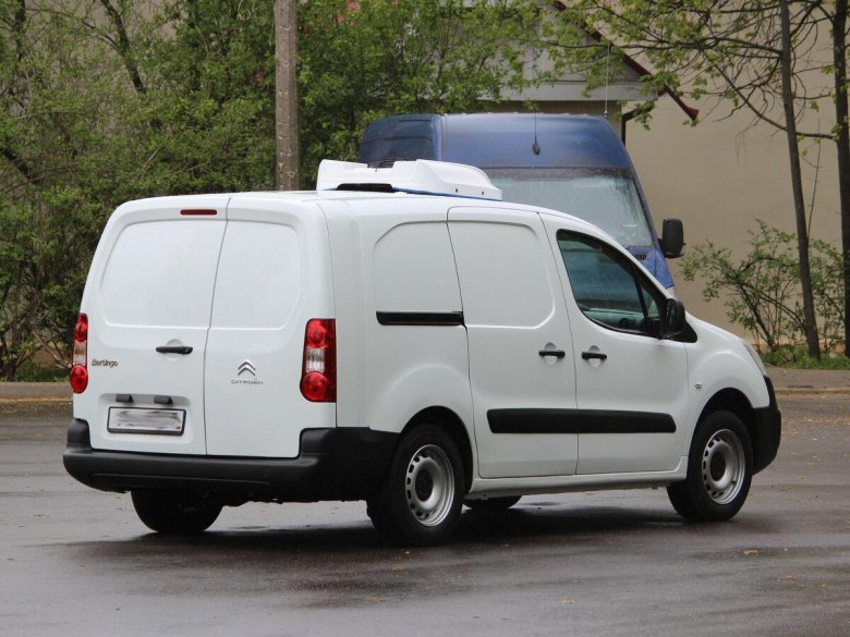 Внутри автомобиля