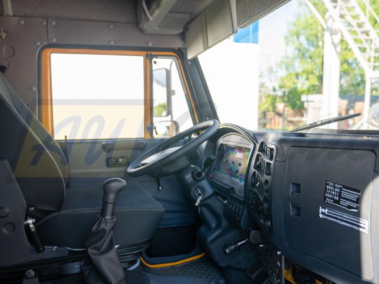 Автомобиль