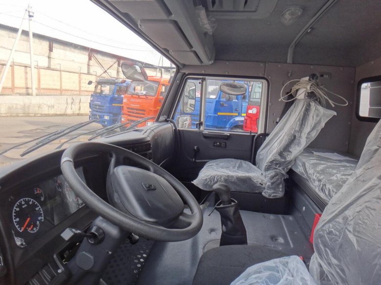КАМАЗ 4308 кабина