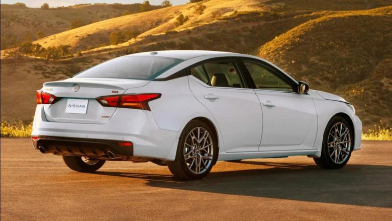 Nissan Altima 2023