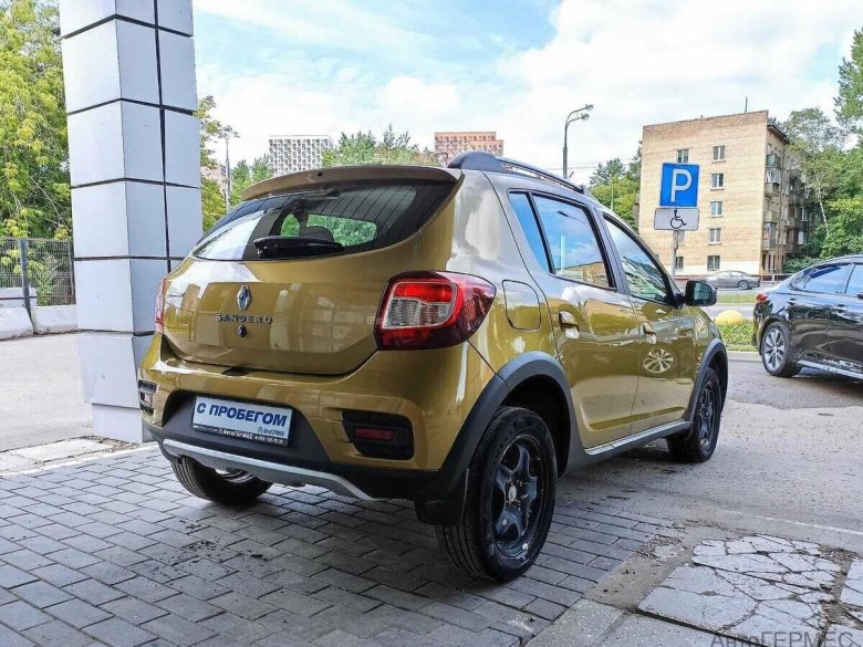 Рено Сандеро степвей 2018
