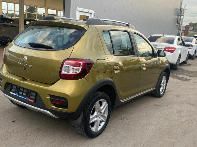 Рено зеленый