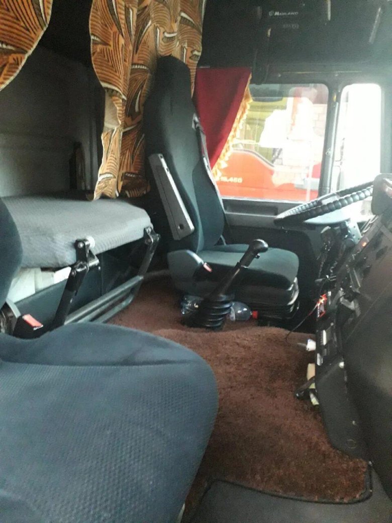 Ман Командор f2000 салон