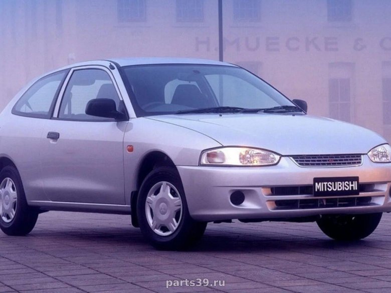 Митсубиси Мираж 5