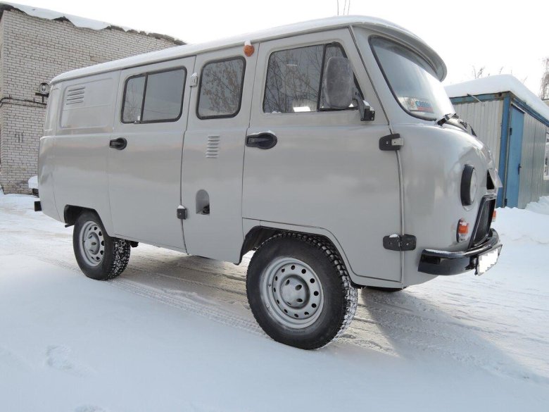 Внутри автомобиля