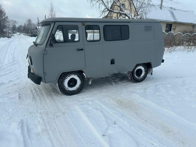 Внутри автомобиля