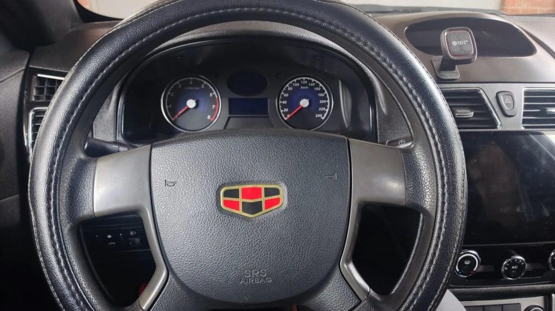 Автомобиль