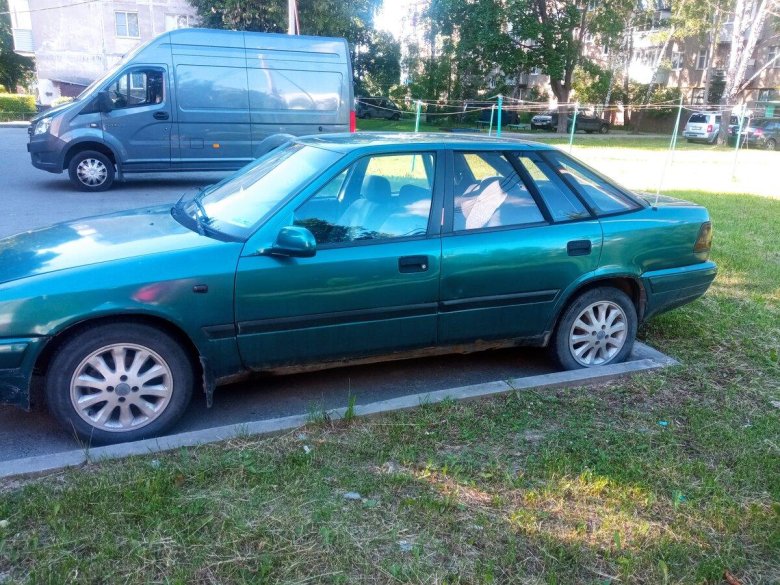 Машина Дэу Эсперо