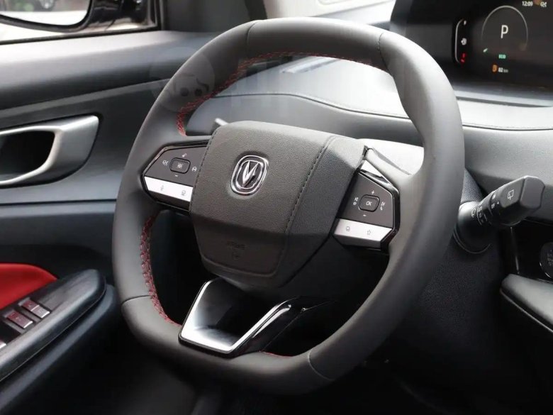 Хонда Везель-2020 год с левым рулём.