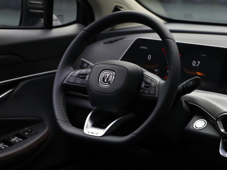 Руль Nissan Leaf