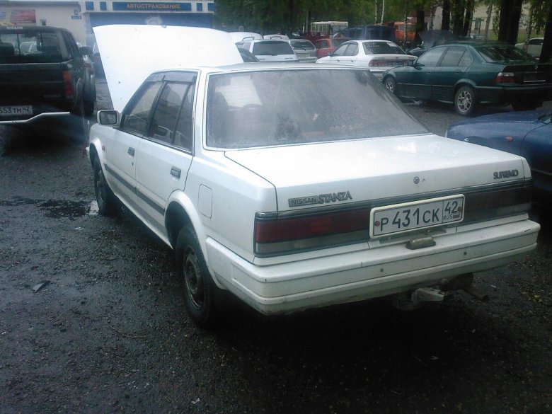 Ниссан Станза 1986