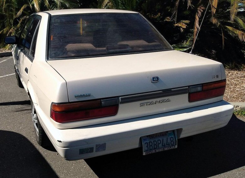 Ниссан Станза 1983