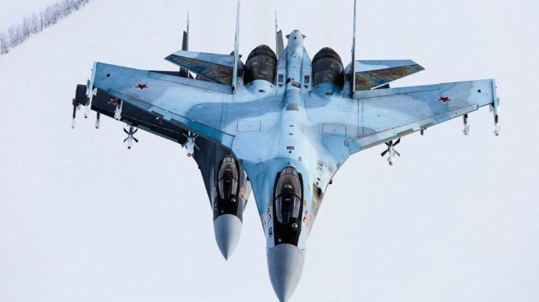 Самолёт Су-35