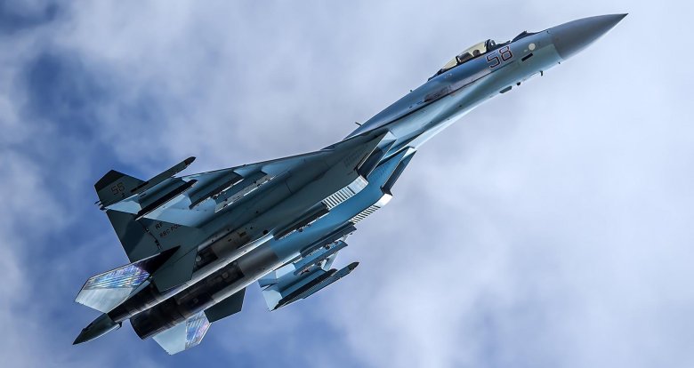 Истребитель Су-35