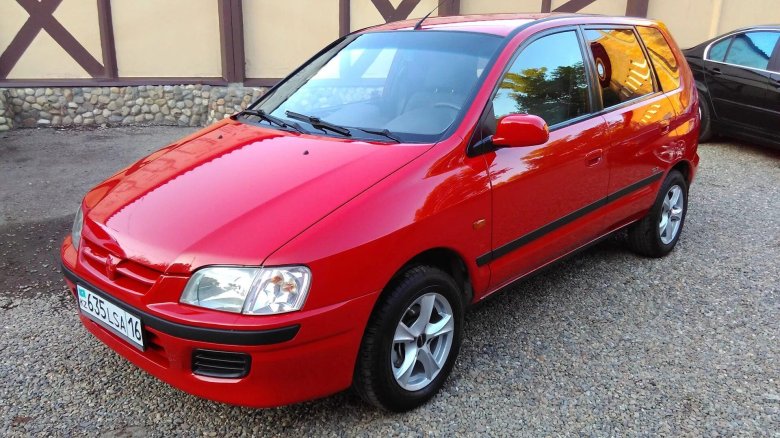 Mitsubishi Space Star 1999