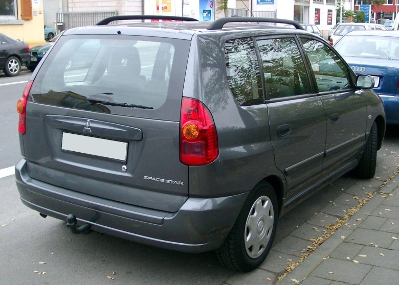 Mitsubishi Space Star 2002