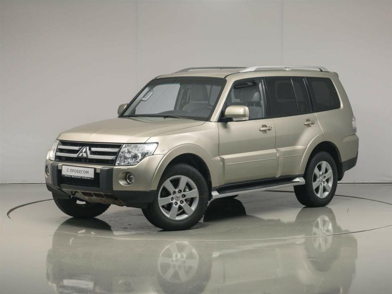 Мицубиси Паджеро 4 3.8