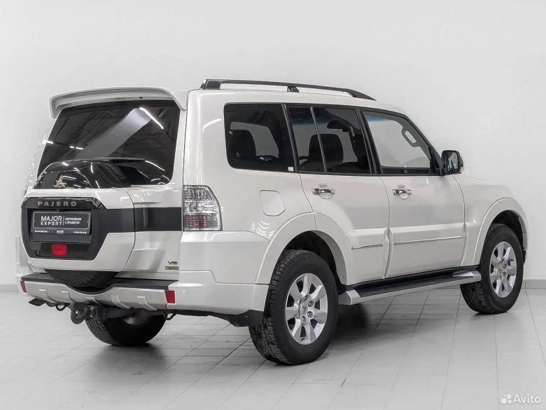 Mitsubishi pajero iv рестайлинг 2