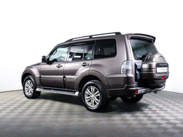 Паджеро 4 2017