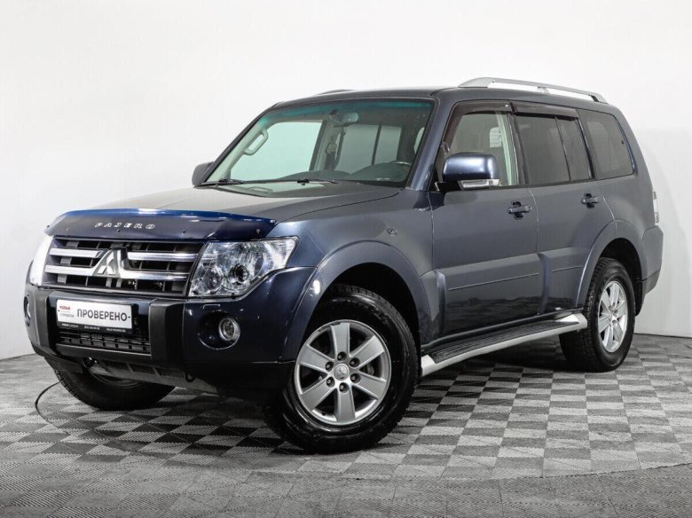 Mitsubishi Pajero 2010