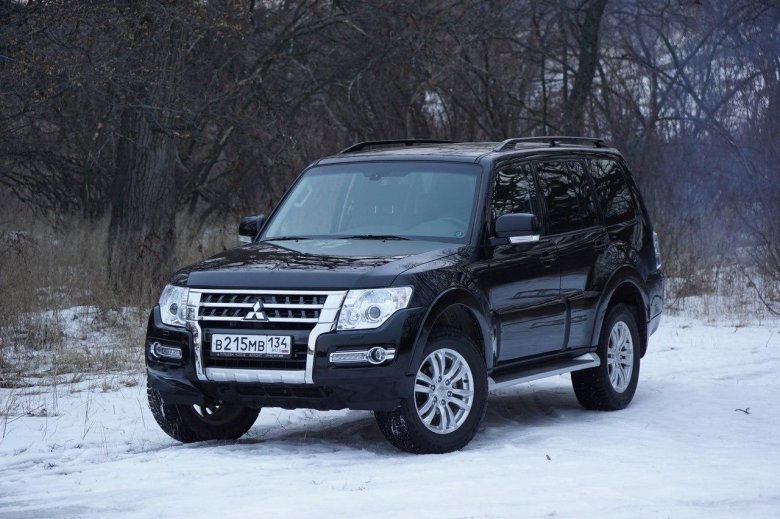 Митсубиси Паджеро 4