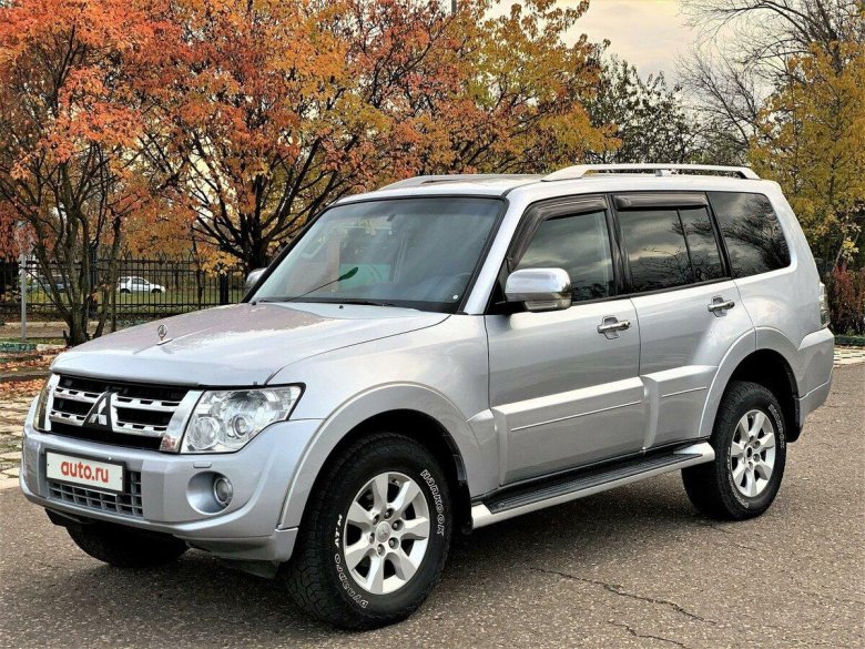 Pajero 4 2009