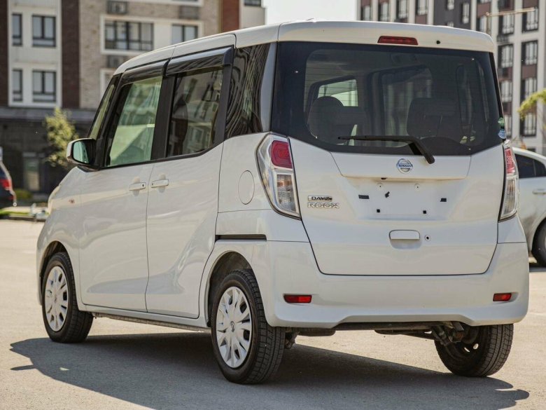 Honda life v рестайлинг