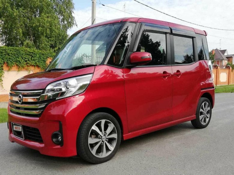 Ниссан DAYZ Roox