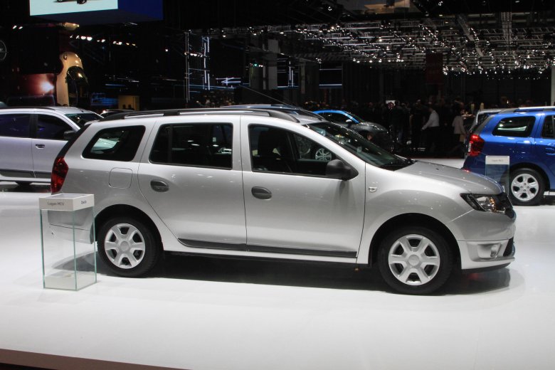 Рено Логан универсал 2021