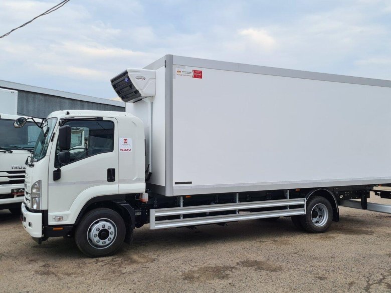 Грузовик Исузу рефрижератор