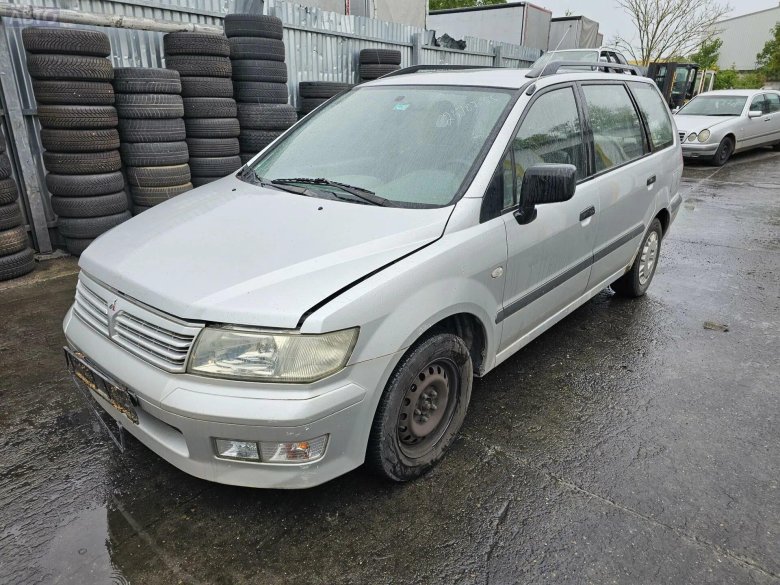 Mitsubishi Space Wagon 2003