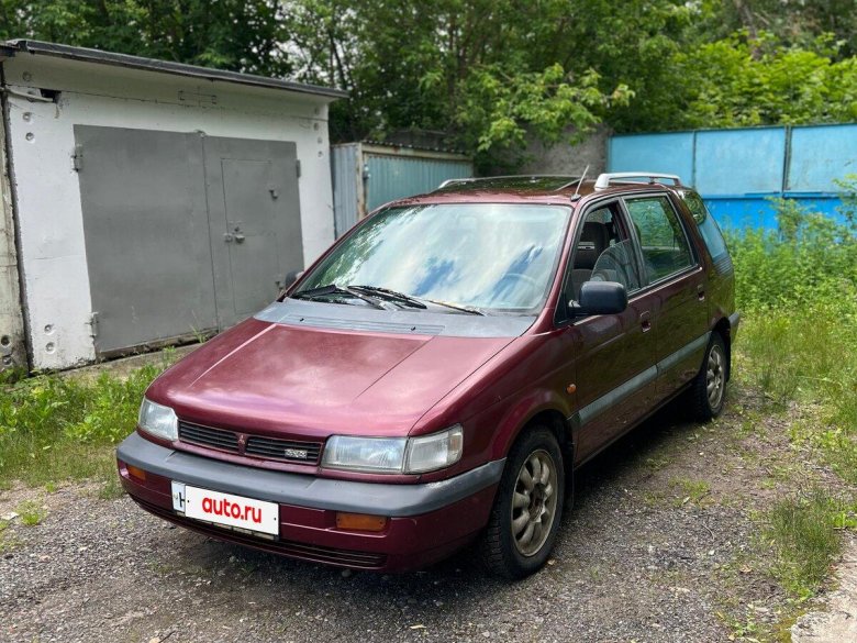 Mitsubishi space wagon ii