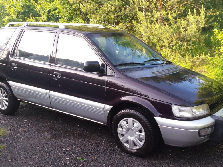 Митсубиси Спейс вагон 2