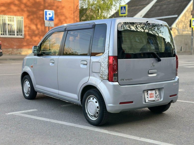 Toyota passo i (c10)