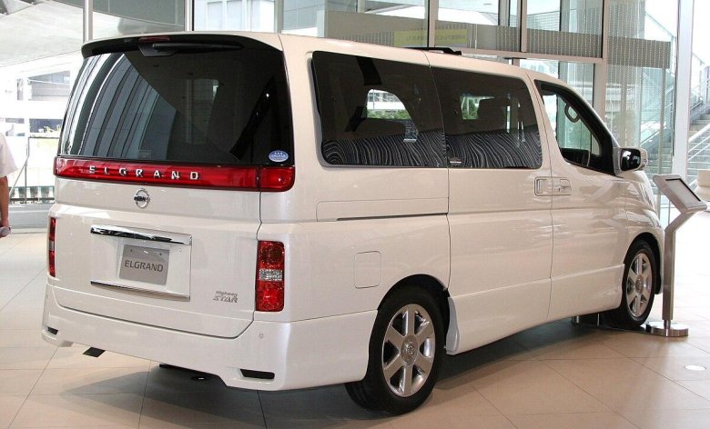 Nissan elgrand e51