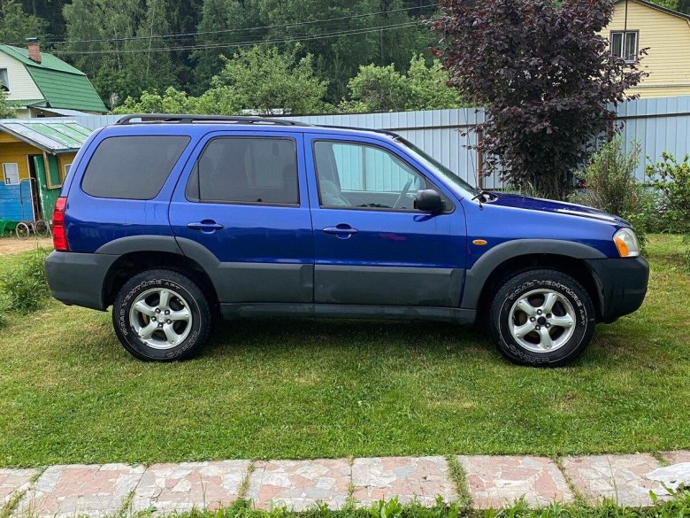 Mazda tribute i