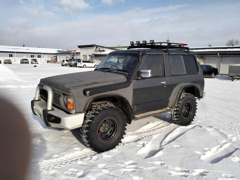 Nissan patrol iv (y60)