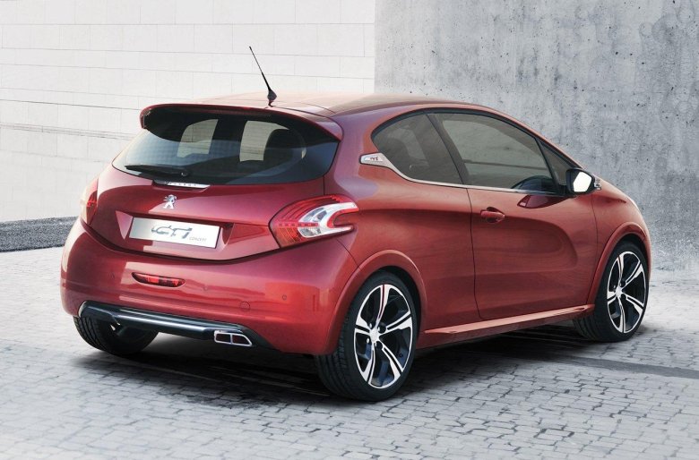 Пежо 208 универсал